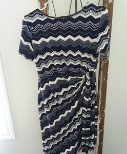KARIN STEVENS blue and white zig zag dress